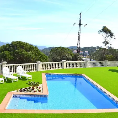 Santa Flora House Holiday home *