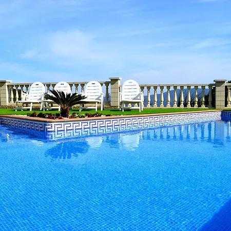 Santa Flora House *